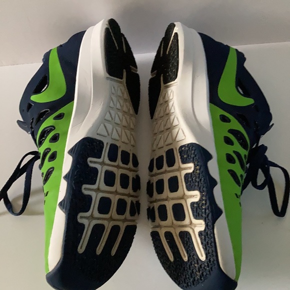 NIKE Sneakers Men’s Size 8 Seahawks Speed Shoe Blue & Green 848587 307 - Picture 11 of 15